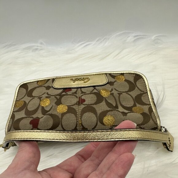 *SOLD* Vintage Coach Secret Admirer Large Flap Wristlet + Bonus Strap Extender - Picture 12 of 16